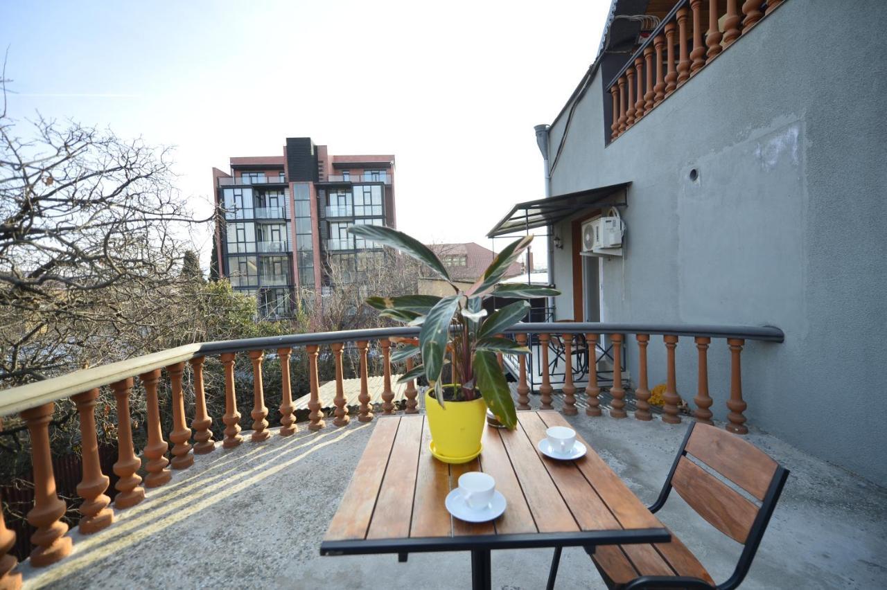 Boutique Hotel 27+ Tbilisi Exterior photo