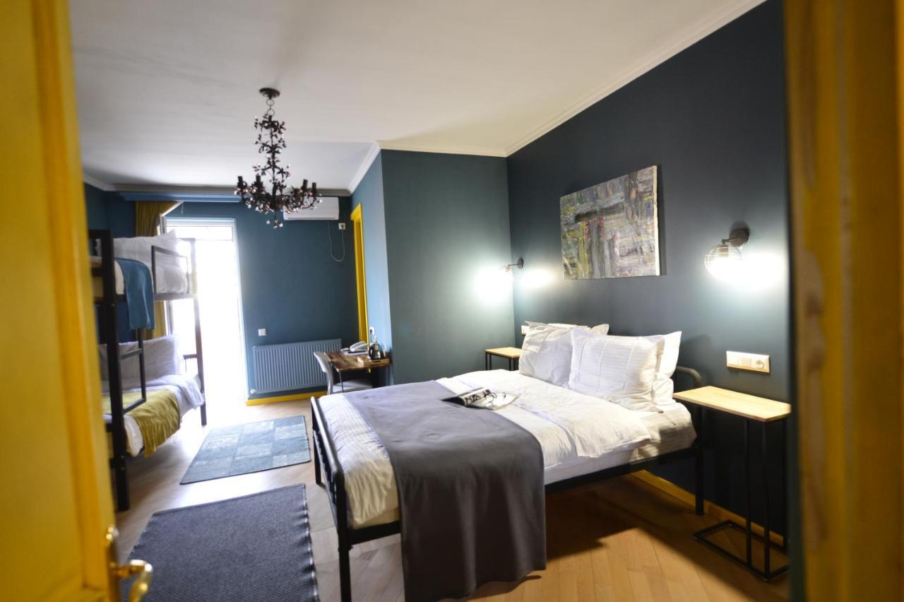Boutique Hotel 27+ Tbilisi Exterior photo